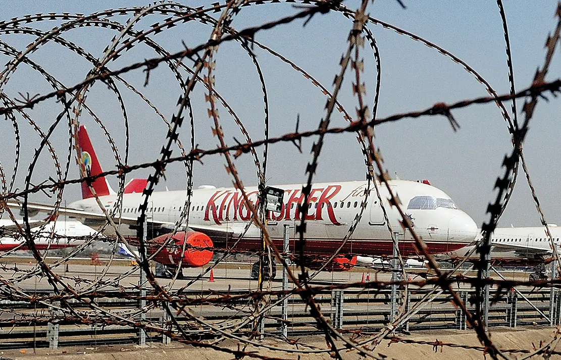 Kingfisher Airlines gets suspended