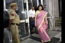 Chanda-Kochar-GettyImages-1143558058_SM
