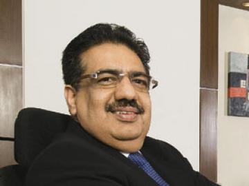 Vineet Nayar:" We are taking business away from the global players"