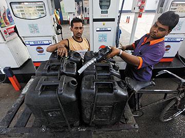 Dual Pricing in Diesel a Concern for Oil Companies