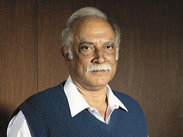 We will move on the 5/20 rule by end-2015: Ashok Gajapathi Raju