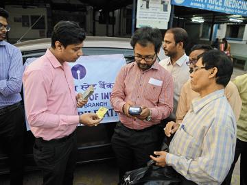 Demonetisation gives a boost to banks, fintech companies