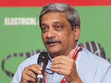 Cost of defence acquisition can be reduced by 25%: Manohar Parrikar