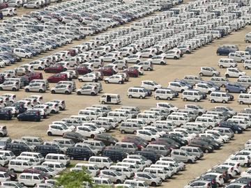 How can the auto sector sustain the October sales bump?
