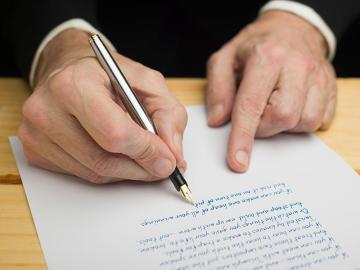 Handwriting still has a place in our connected world, now it's a trend on social media