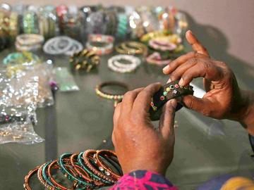 From furnace to forearms: A story of Pakistan's delicate Eid bangles