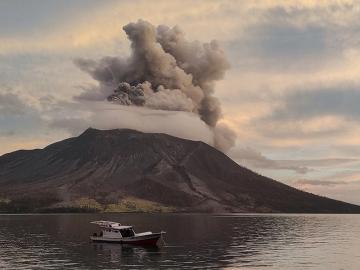 indonesia volcano sm