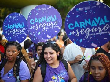 Party but don't touch: Rio works to make carnival safer for women