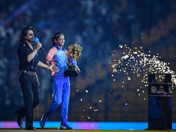 Photo of the day: Shah Rukh Khan at WPL 2024 opening