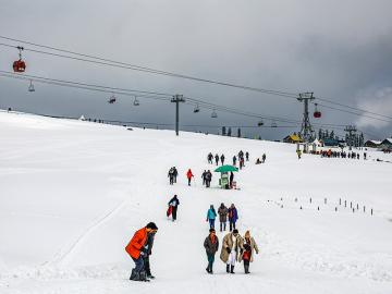 Photo of the day: Snow-clad Kashmir