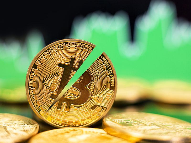 Standard Chartered reiterates its prediction on Bitcoin's projected surge to $100,000 by 2024
