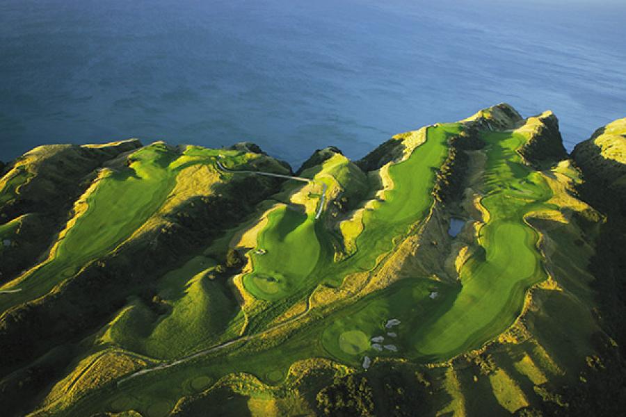 Julian Robertson's Empire of Golf Resorts in New Zealand