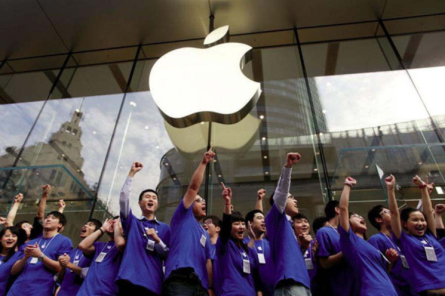 Apple's Plan For Its Cash Stash