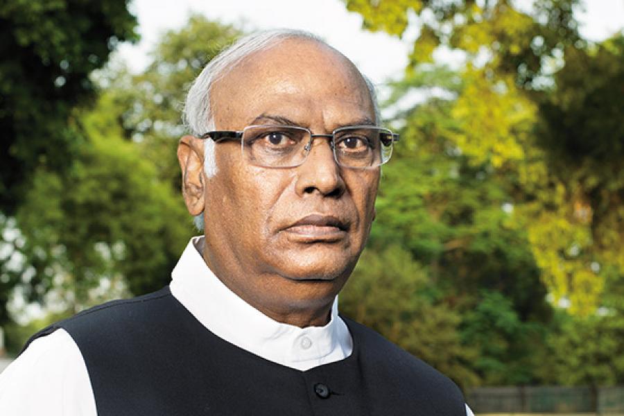 Need Private Sector to Help Skill Youths: Mallikarjun Kharge