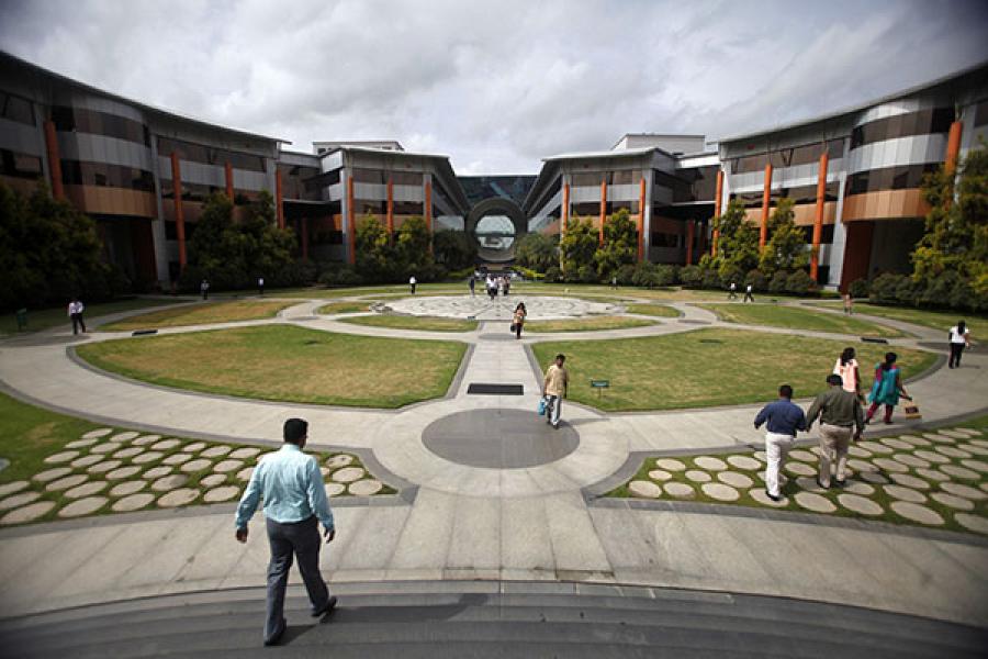 Infosys staff to get 6-12% average pay hike this year