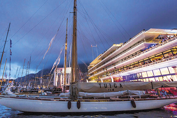 Enter the exclusive world of yacht clubs