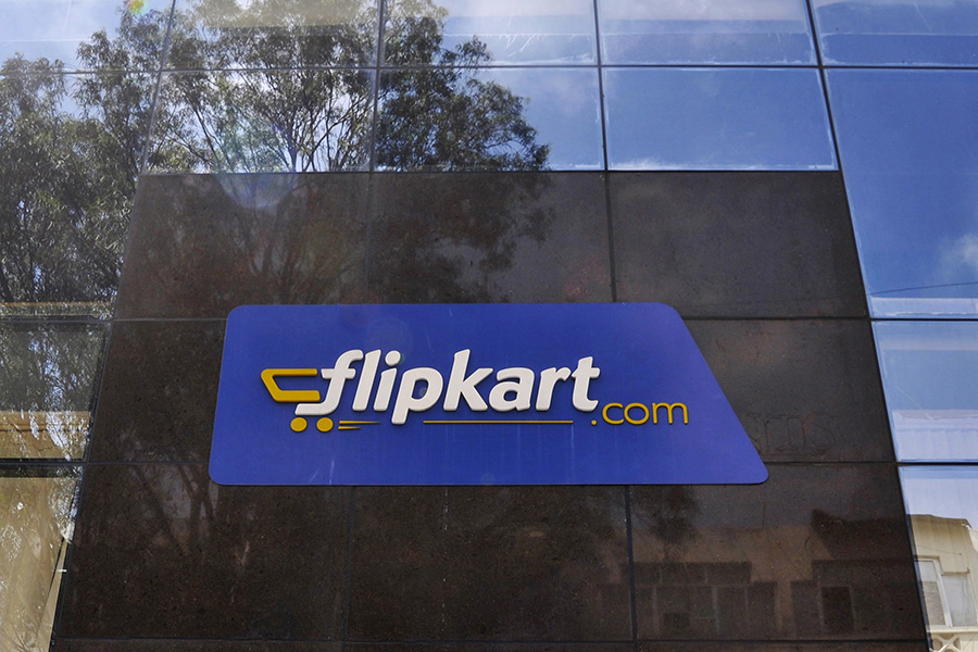 Snapdeal sale to Flipkart a done deal?