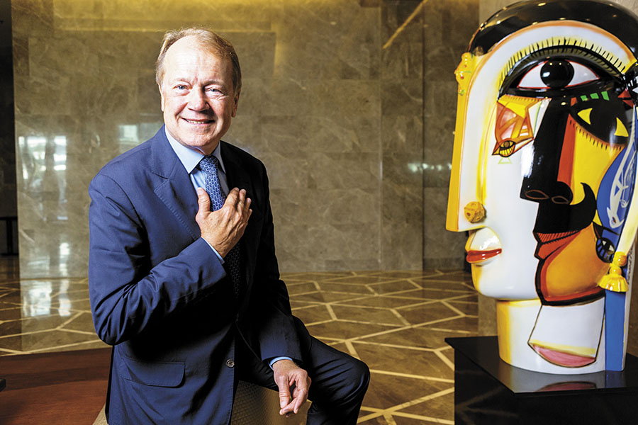Startups at the heart of India's transition: John Chambers
