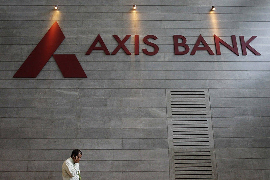 Axis Bank Q3 net profit slumps 73 percent, hurt by higher provisions