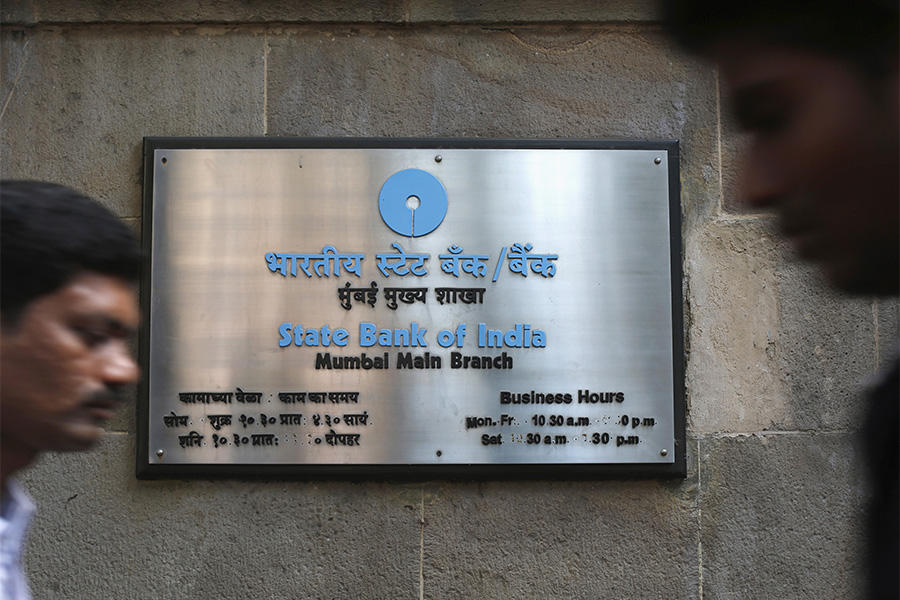 SBI cuts interest rates for most of its savings accounts deposit customers