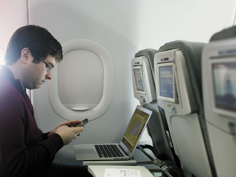 In-flight connectivity: Surfing in the sky