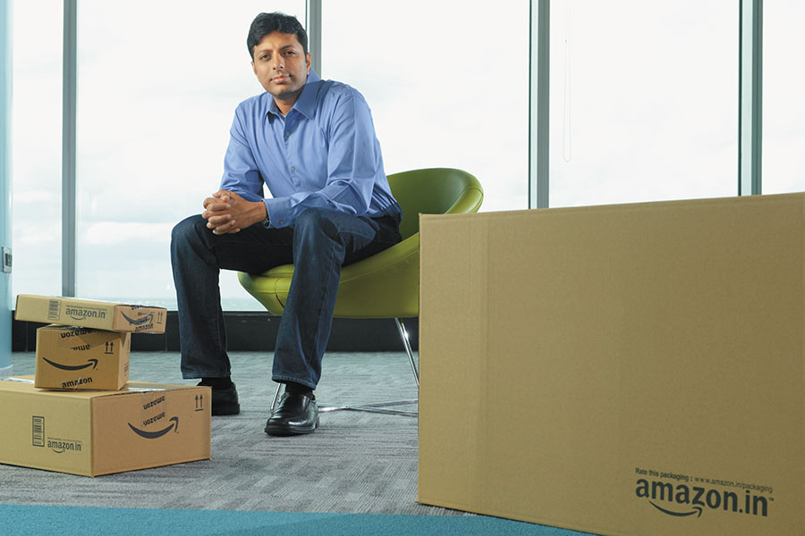 Amazon pumps funds in India to fight Flipkart