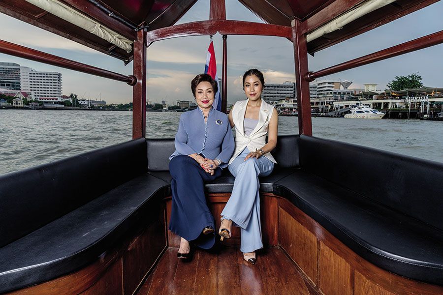 Bangkok's riverboat queens