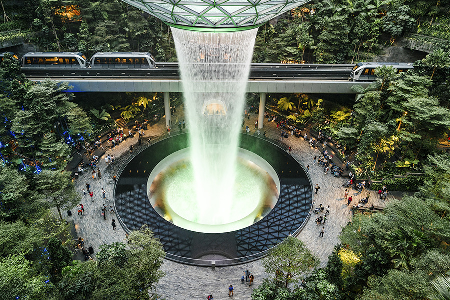 My 27-Hour vacation in Singapore's Changi airport