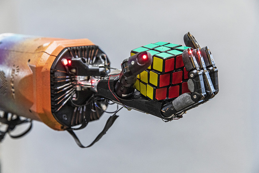 AI can now solve the Rubik's cube