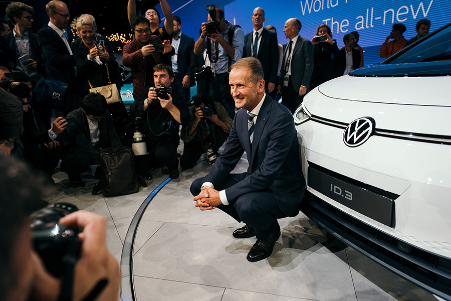 VW Executives and Ex-CEO charged with market manipulation