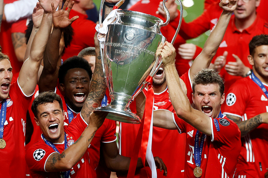 Photo of the Day: Bayern Munich lifts Champions League trophy