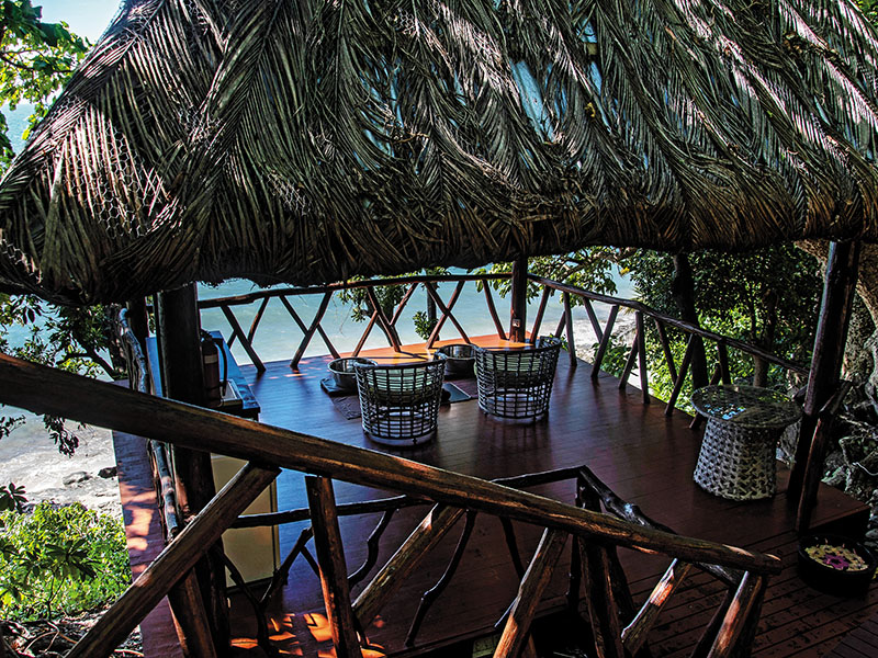 matamanoa island resort spa lounge s