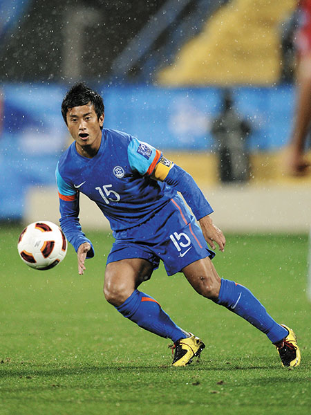 Baichung Bhutia: The former player of the team- SportzPoint.com