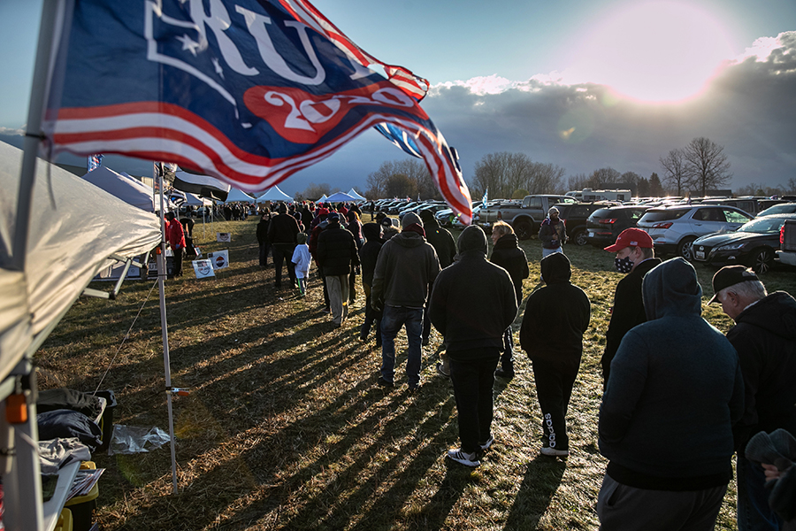 Photo of the Day: Supporters enter Trump rally as nation preps for Election Day