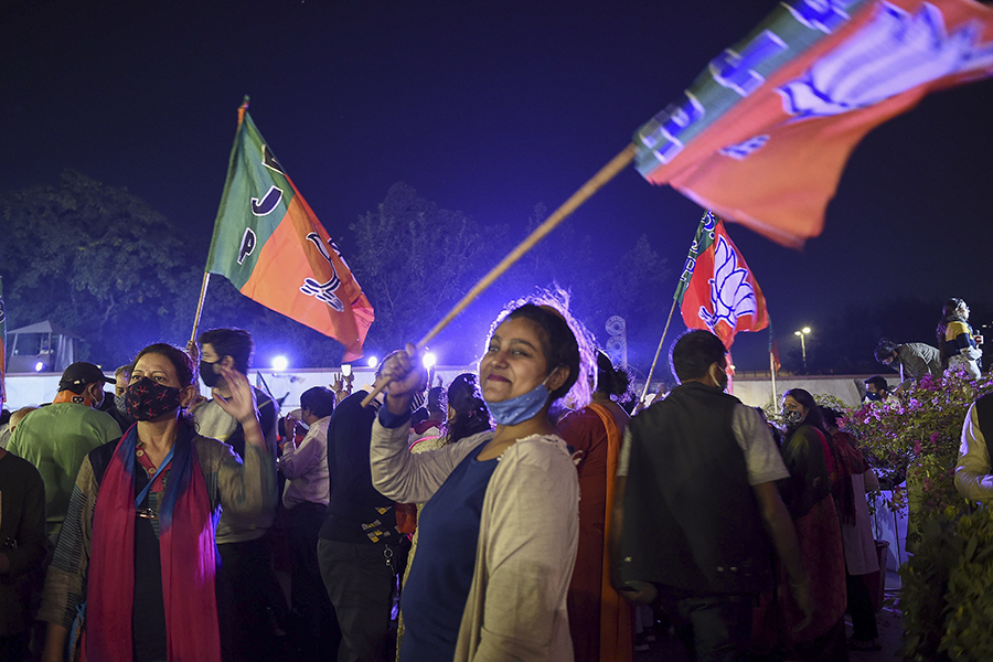 Photo of the Day: Celebrations at BJP headquarters after big Bihar victory