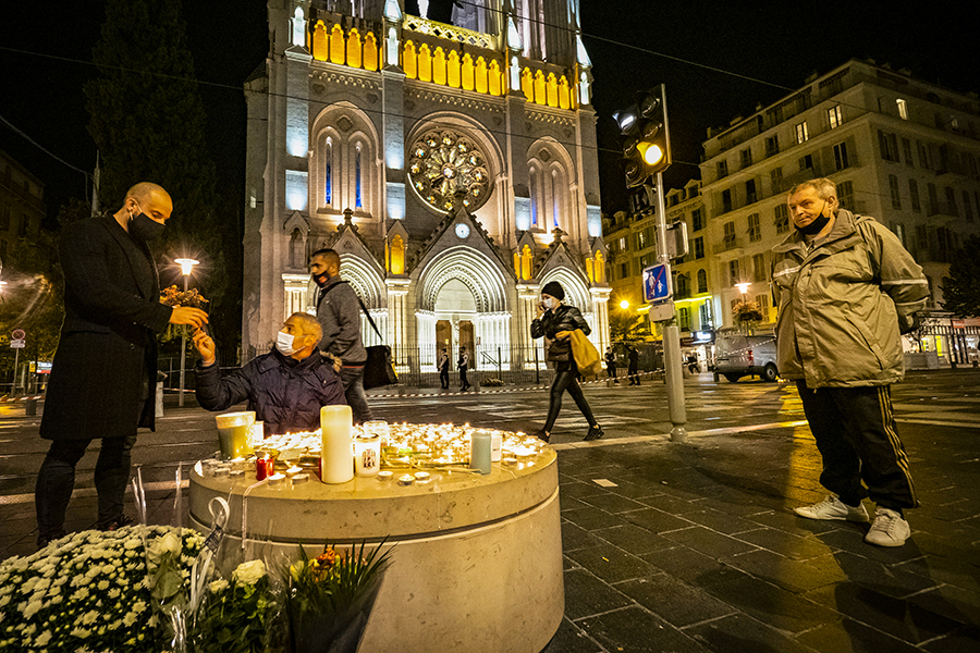 Photo of the Day: Tributes for the slain at the Notre Dame, Nice