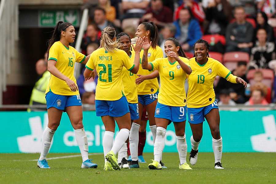 Photo of the day: Brazilian football announces equal pay