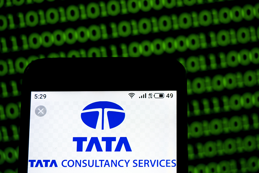 IT stocks rise more after TCS kicks off Q3 earnings with 9-year record