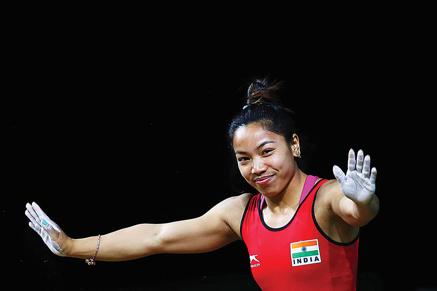 Olympics 2020 | Day 2 | Mirabai Chanu takes part in women's weightlifting 49 kg | SportzPoint