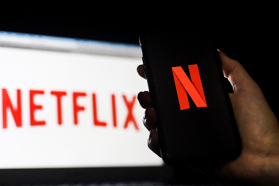 Netflix looks to video games to boost growth