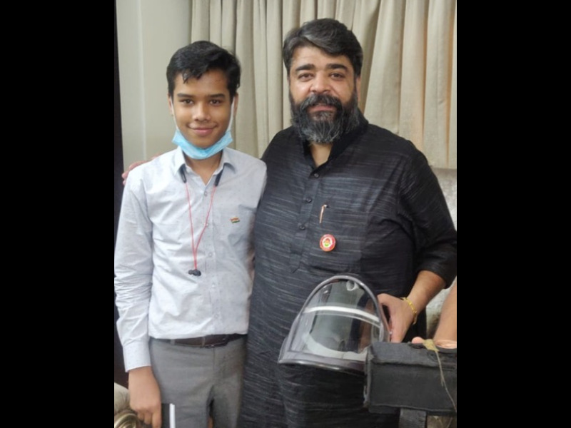 How Hardik's Co-terminator shield is solving a burning problem of Doctors & Healthcare workers