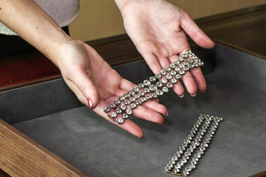 Marie Antoinette's diamonds up for auction in Geneva
