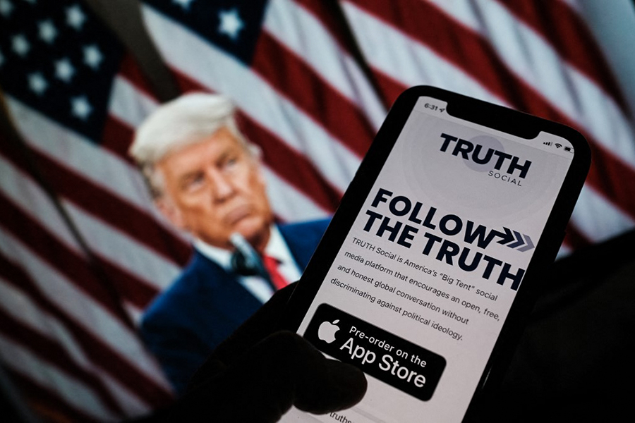 'Like a Trump rally': Inside Donald Trump's Truth Social app