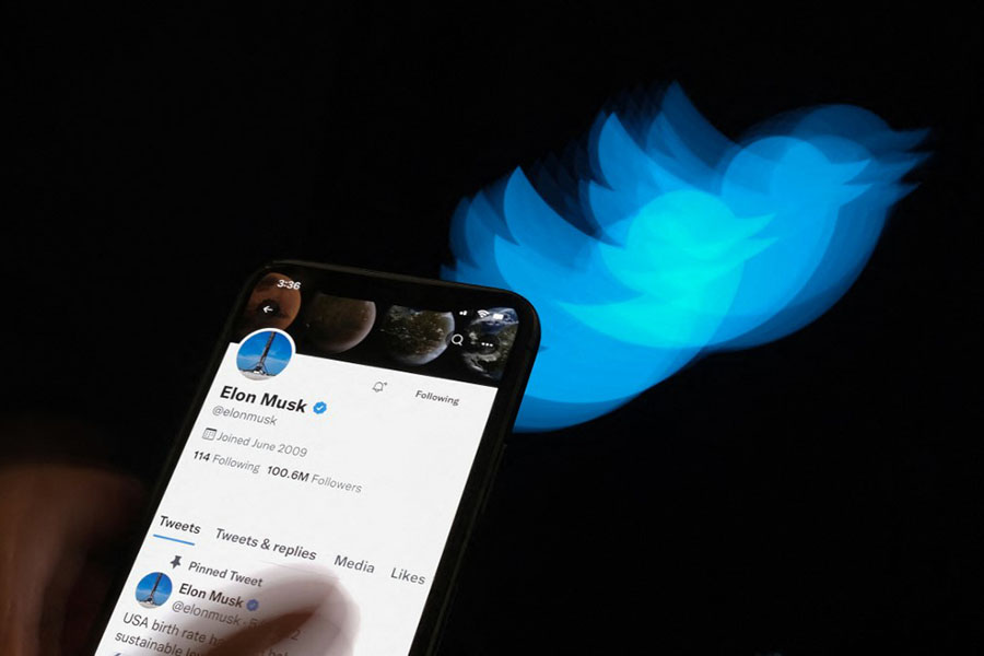 Twitter stock sinks as Elon Musk mocks lawsuit threat