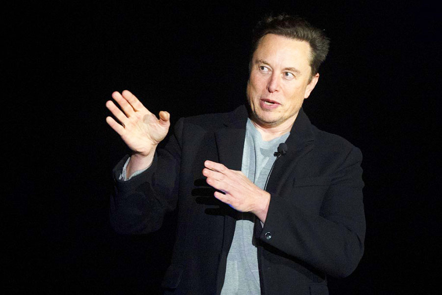 Elon Musk and Twitter will go to trial over their  billion deal in October