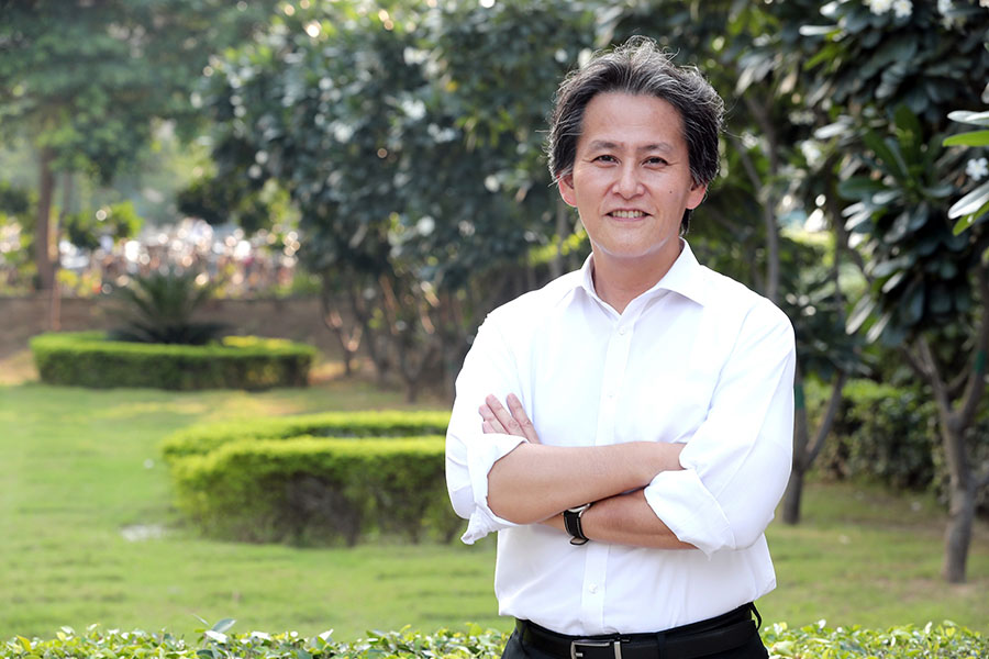 We see the growing smartphone market as a big opportunity: Manabu Yamazaki of Canon India