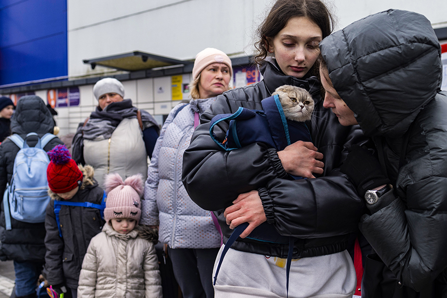 Humanitarian crisis to worsen for Ukrainians as Russia's onslaught continues