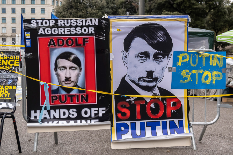 German WWII ghosts loom large in Ukraine crisis