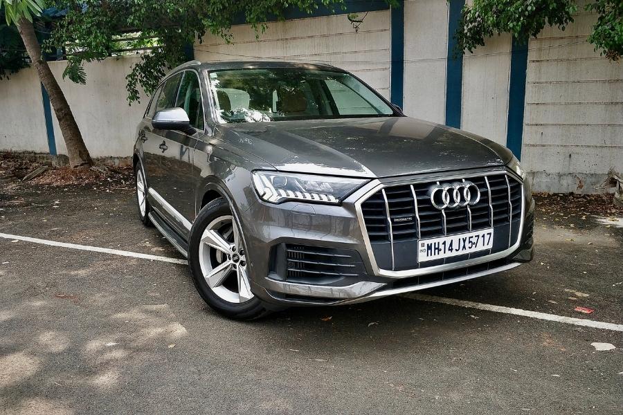 With radical changes, the Audi Q7 is back, and it's hard to miss