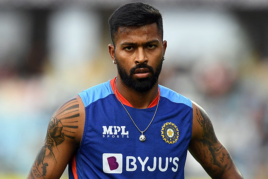 Virat Kohli lays down conditions for Hardik Pandya's participation in Test  series - Crictoday
